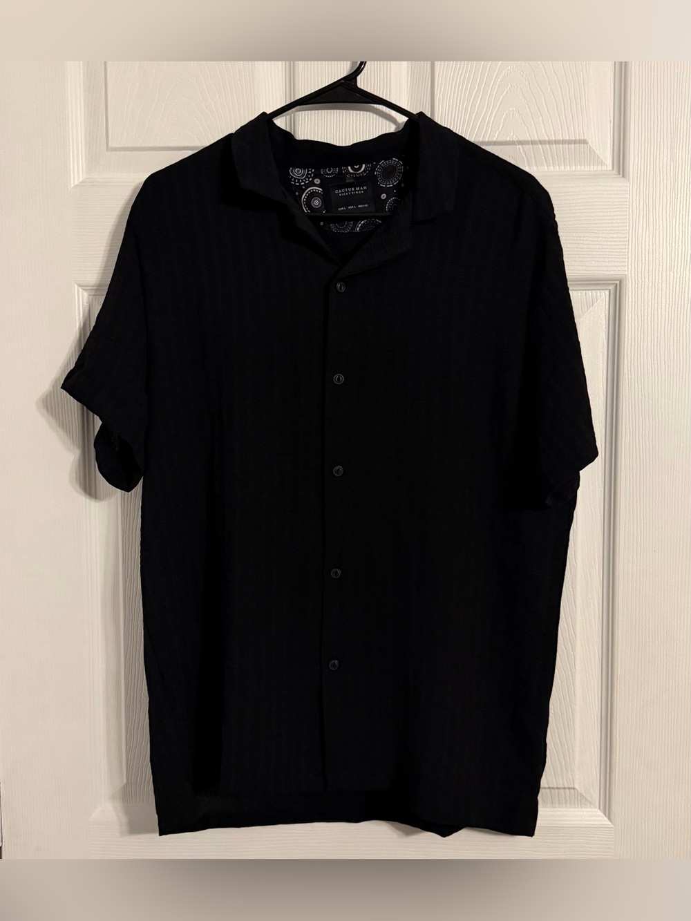 Cactus Man Ricky Singh Short Sleeve Button Up Black Shirt Size Large